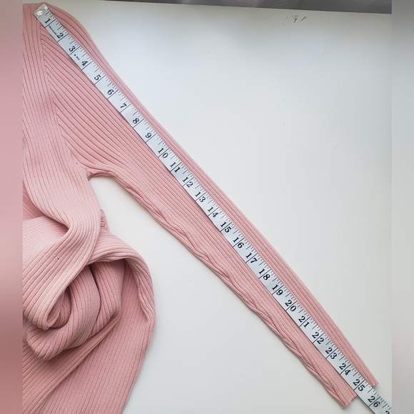 M V-neck Ribbed with tie Dress Pink - Picture 9 of 9